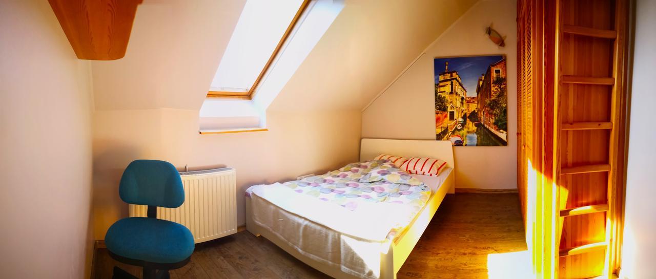 Aurora Premium Home Gyor Luaran gambar
